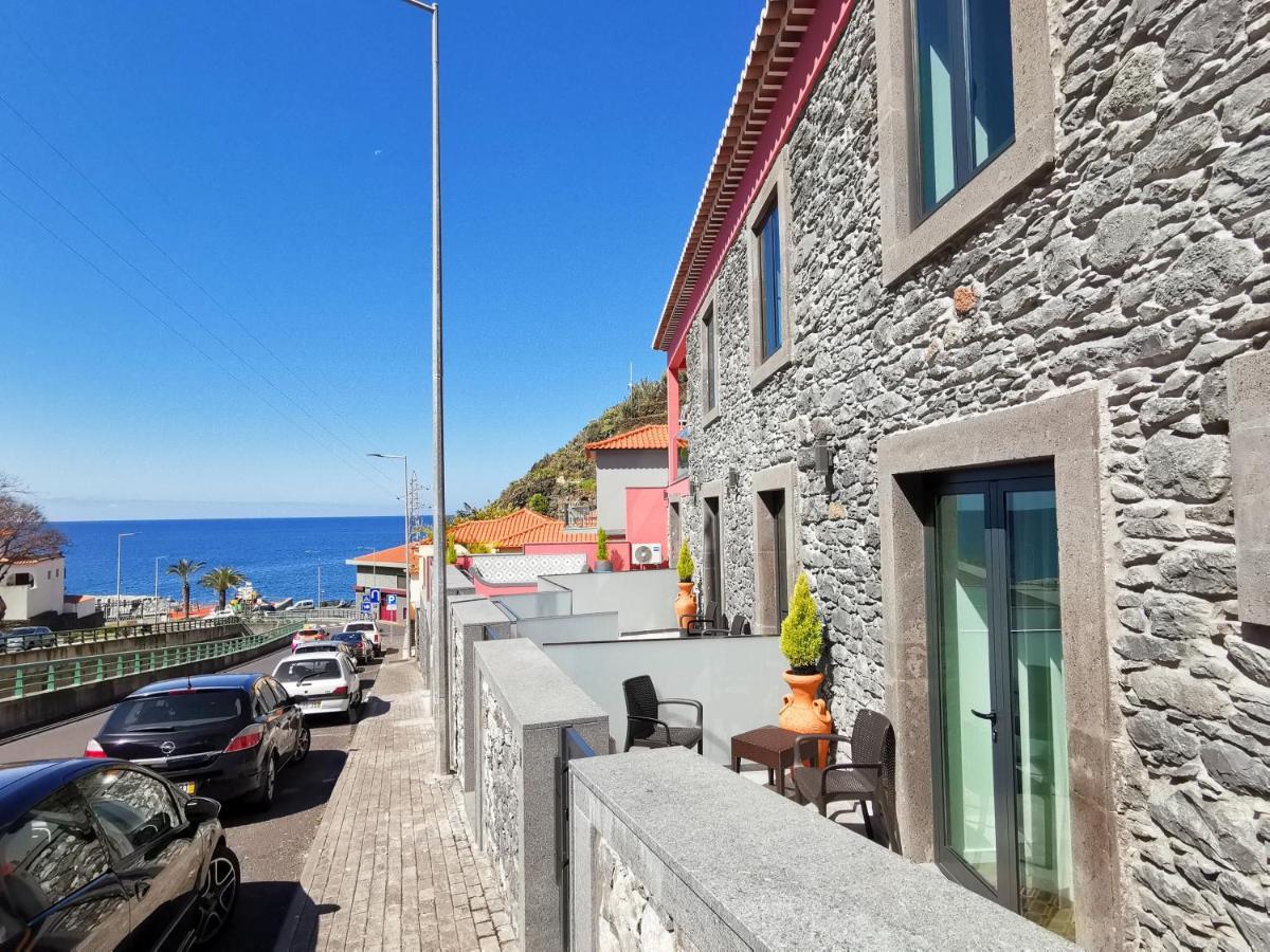 Charming Studios In Calheta Beach - Villa Esmeralda Exterior photo