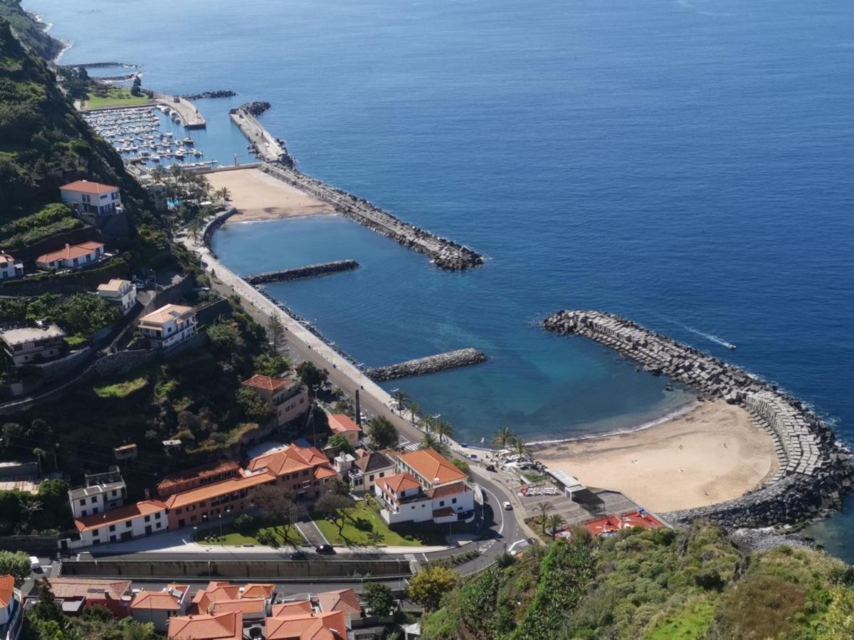 Charming Studios In Calheta Beach - Villa Esmeralda Exterior photo