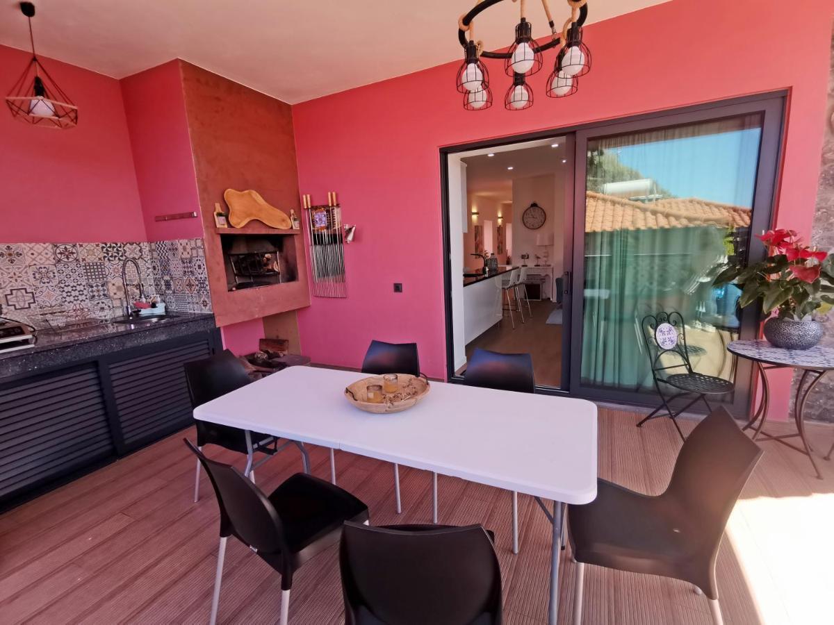 Charming Studios In Calheta Beach - Villa Esmeralda Exterior photo